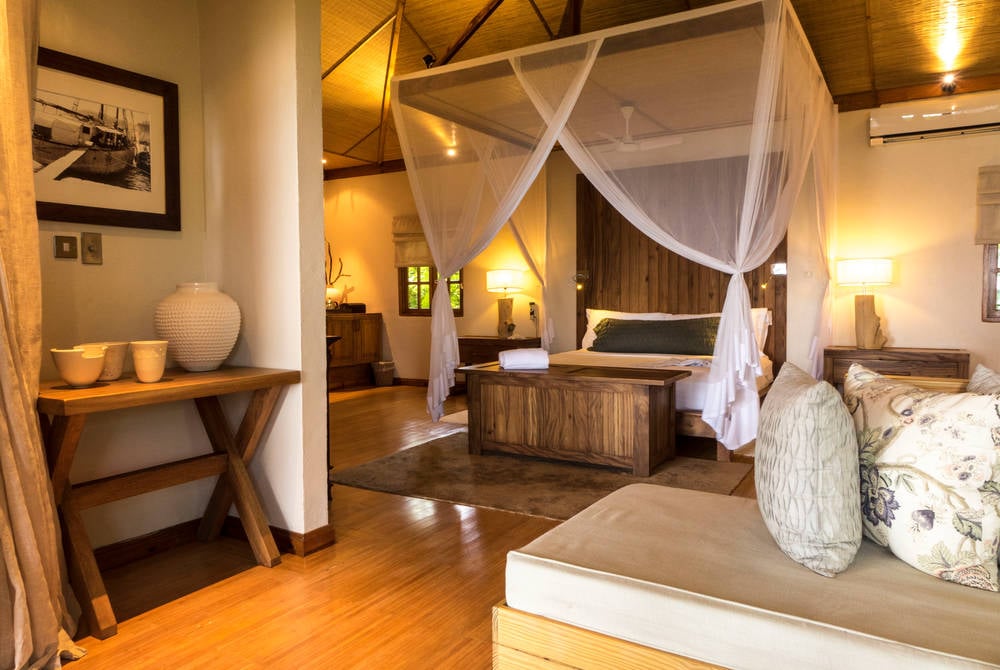 Denis Private Island, rooms