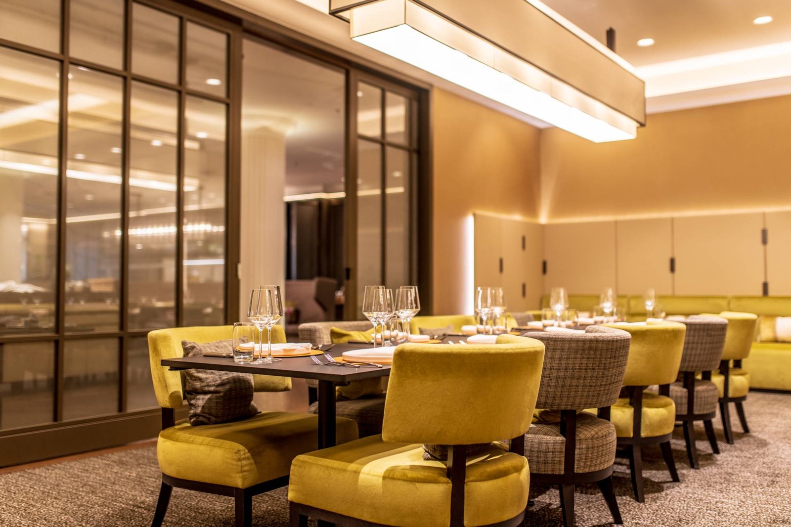 Sofitel Frankfurt Opera, restaurant schönemann