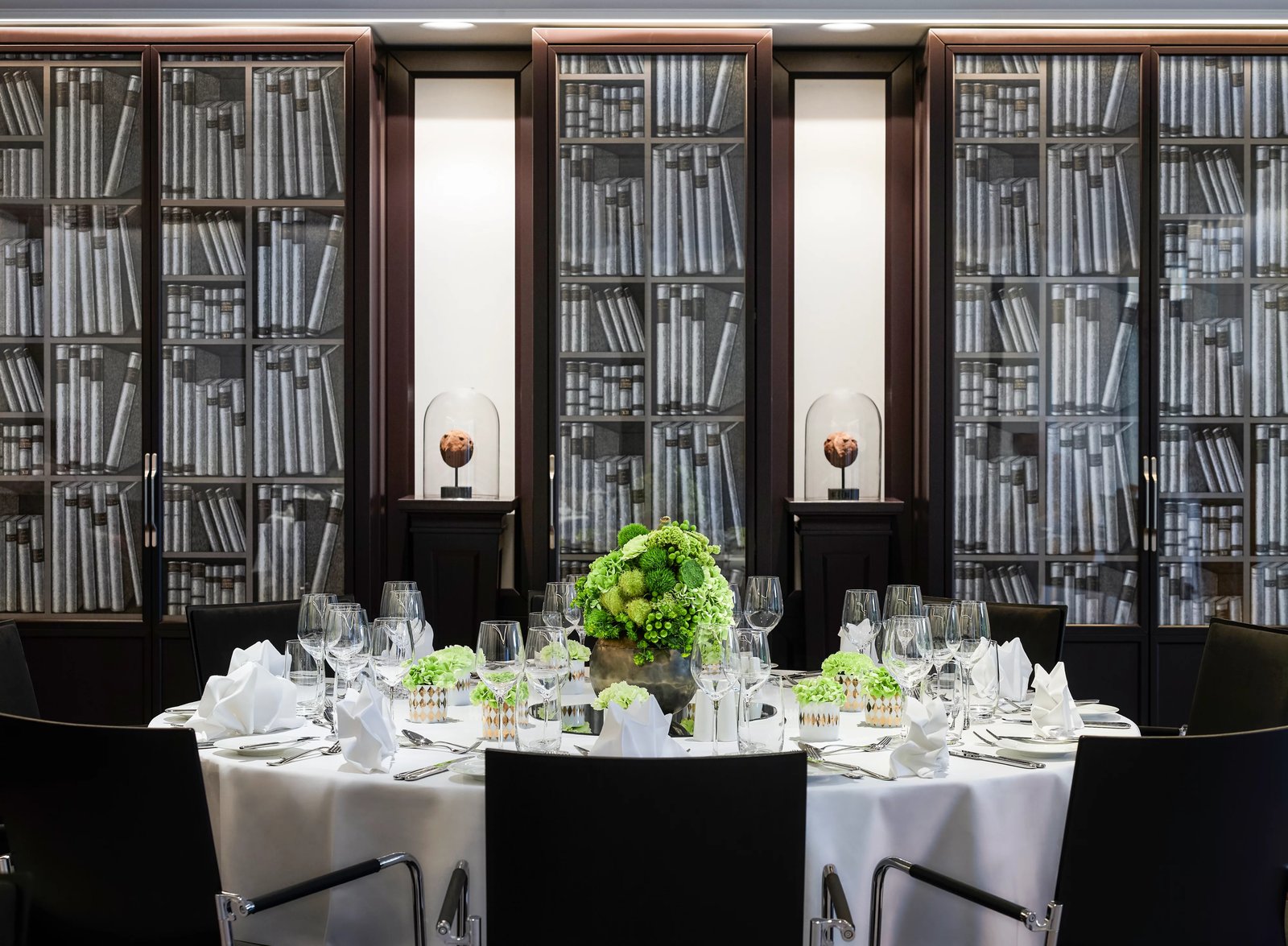 Sofitel Frankfurt Opera, restaurant schönemann