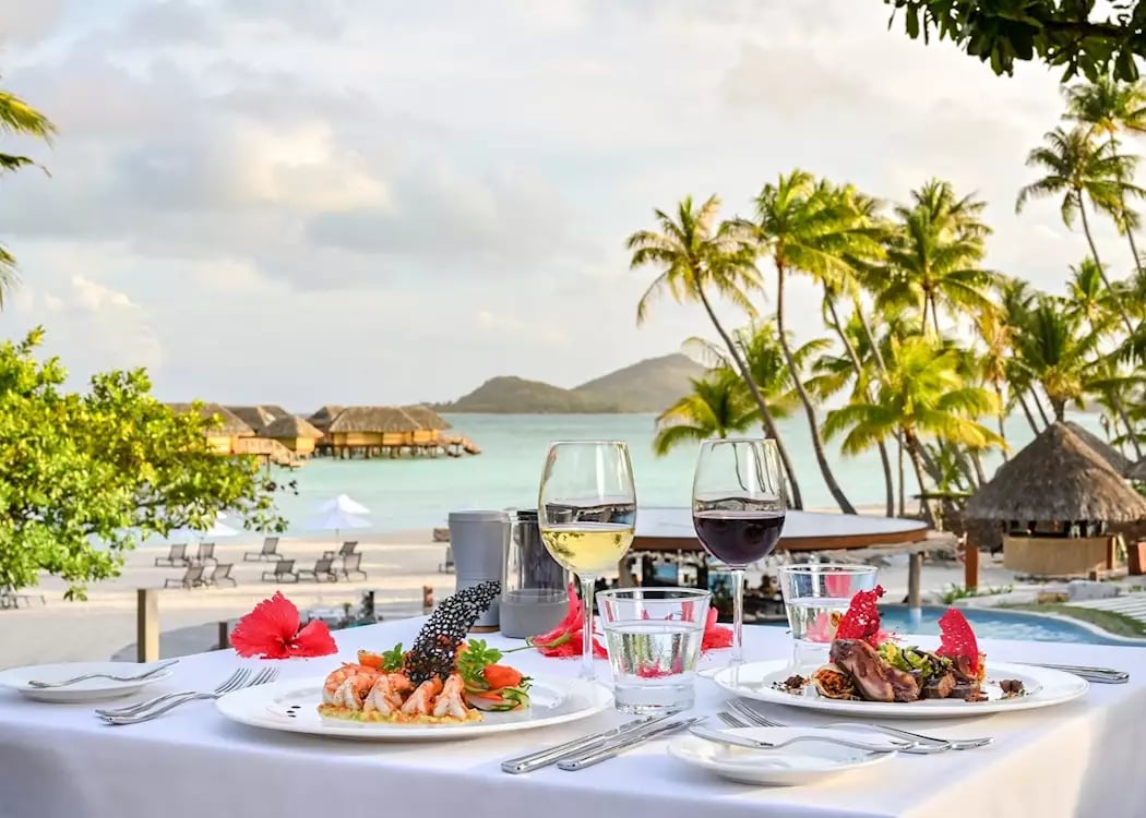 Le Bora Bora by Pearl Resorts, eat & drink