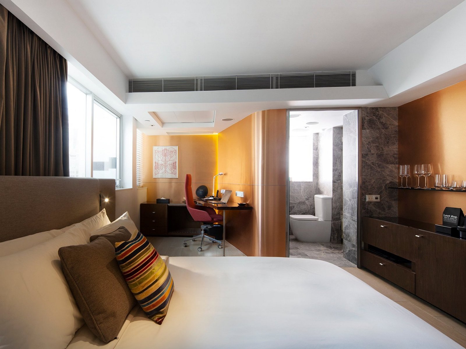 Ovolo Central — rooms