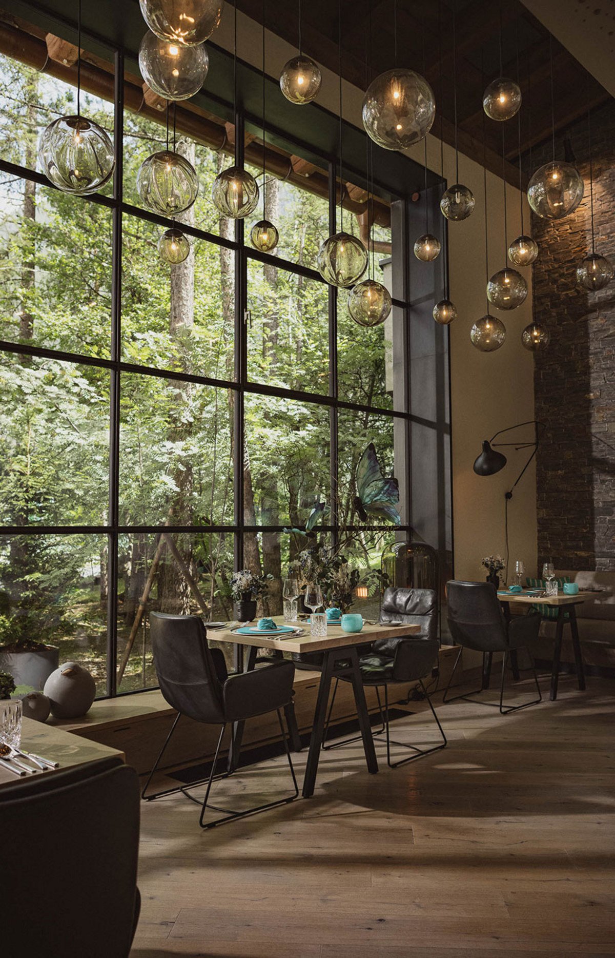 Naturhotel Waldklause, at the table