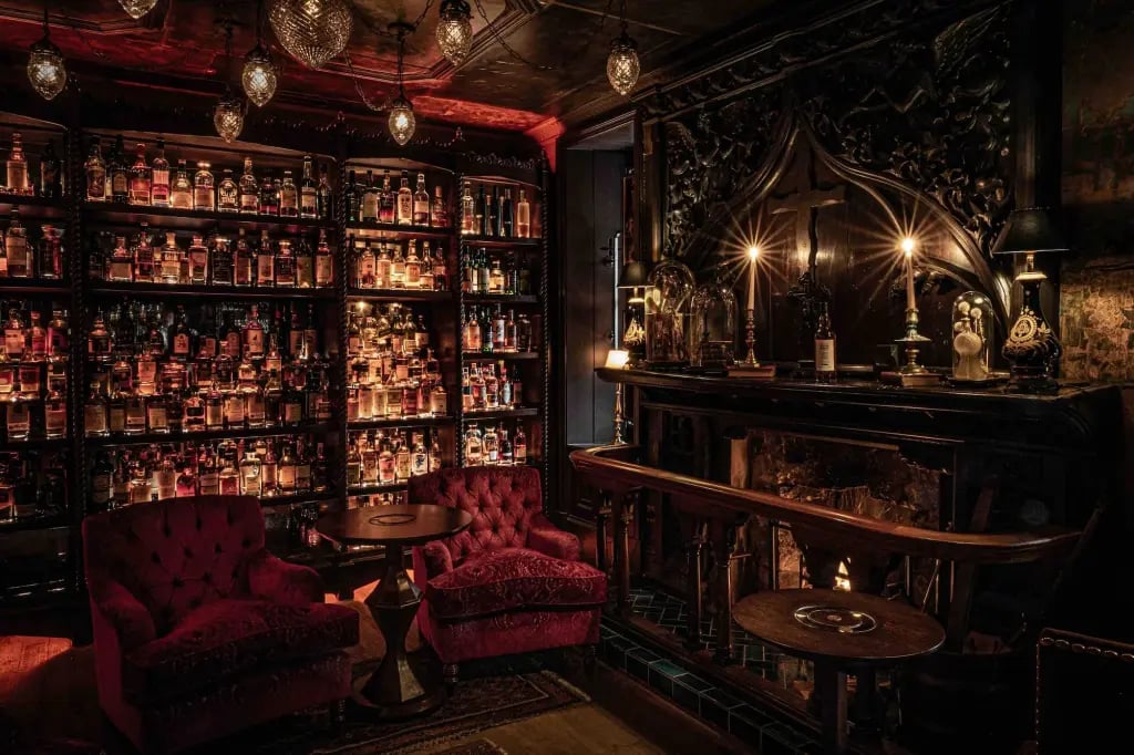 The Fife Arms, bertie's whisky bar