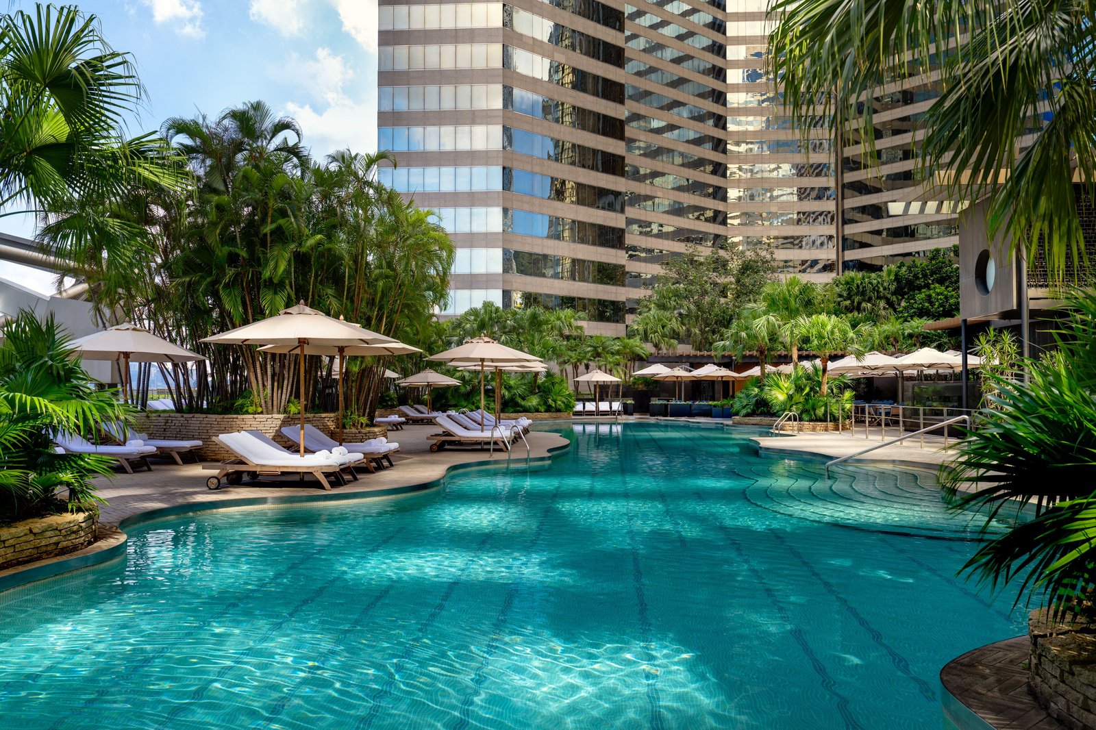 Renaissance Harbour View Hotel — wellness