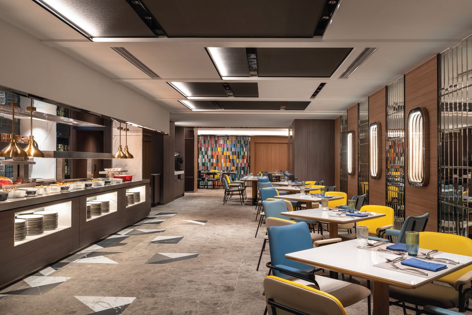 Renaissance Harbour View Hotel — eat & drink