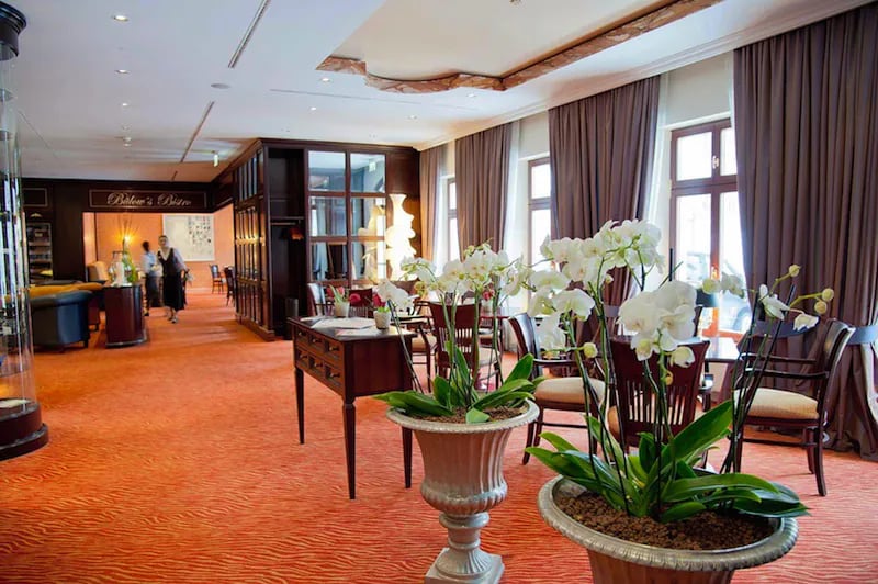 Hotel Bülow Palais, vibe