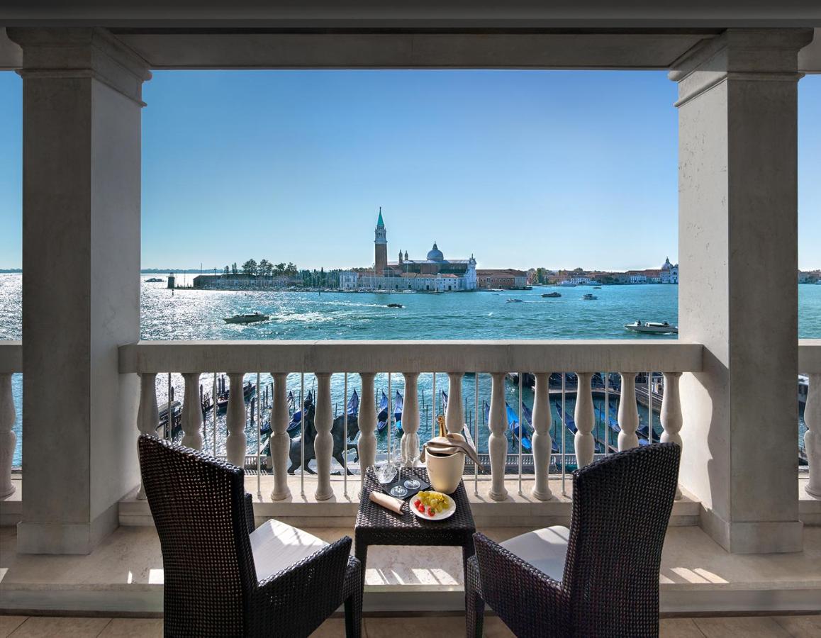 Londra Palace Venezia, vibe