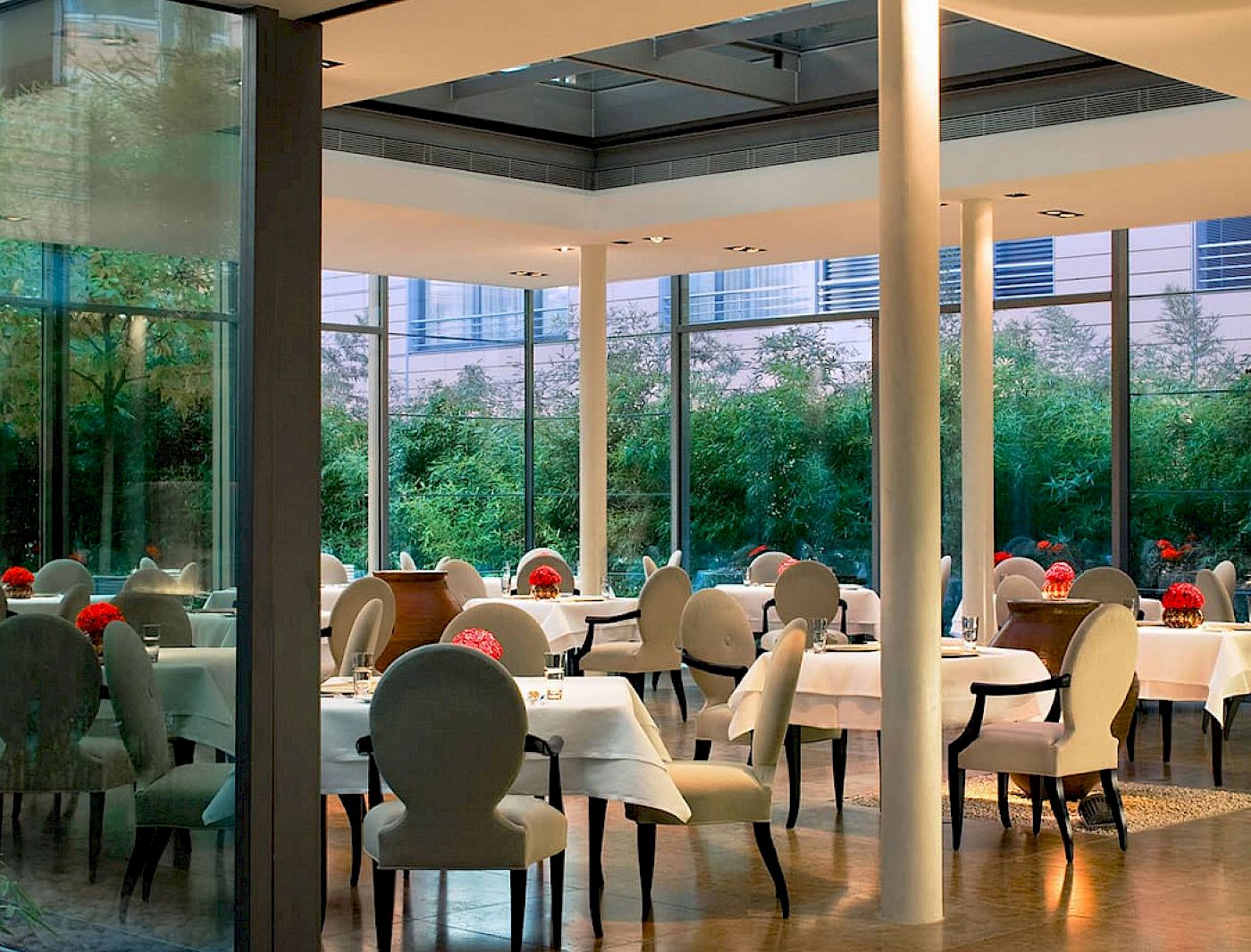 The Mandala Hotel, facil