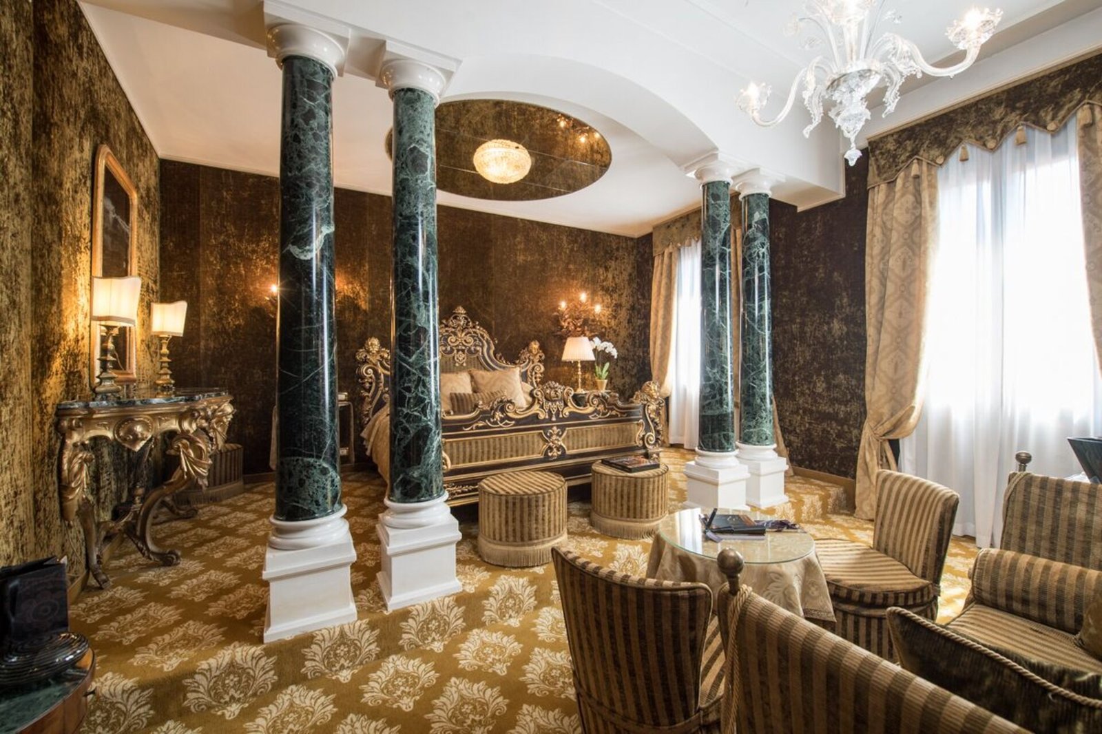 Hotel Metropole, rooms