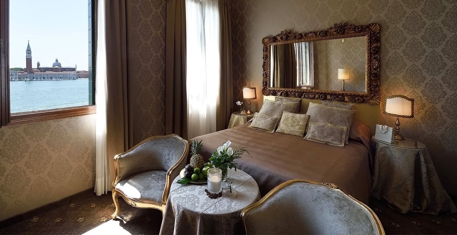 Hotel Metropole, rooms