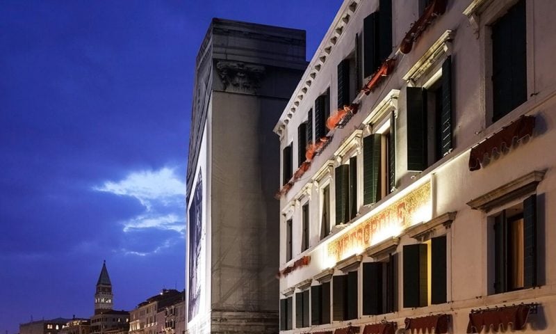Hotel Metropole, backstory