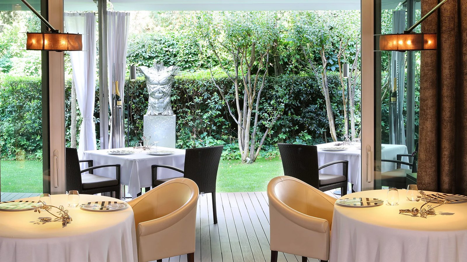 ABaC Hotel, eat & drink