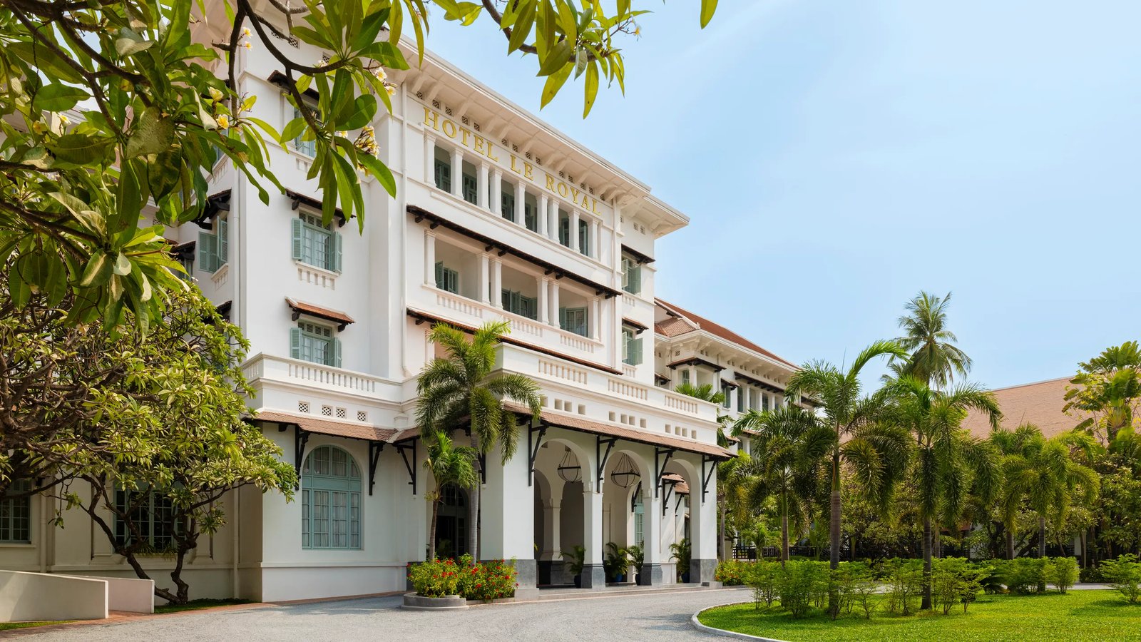 Raffles Hotel Le Royal Phnom Penh, backstory