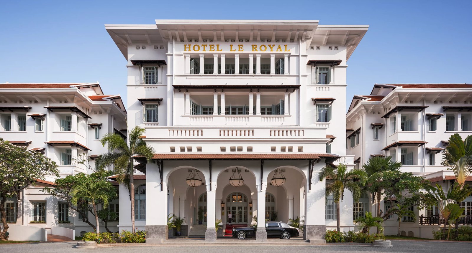Raffles Hotel Le Royal Phnom Penh, backstory