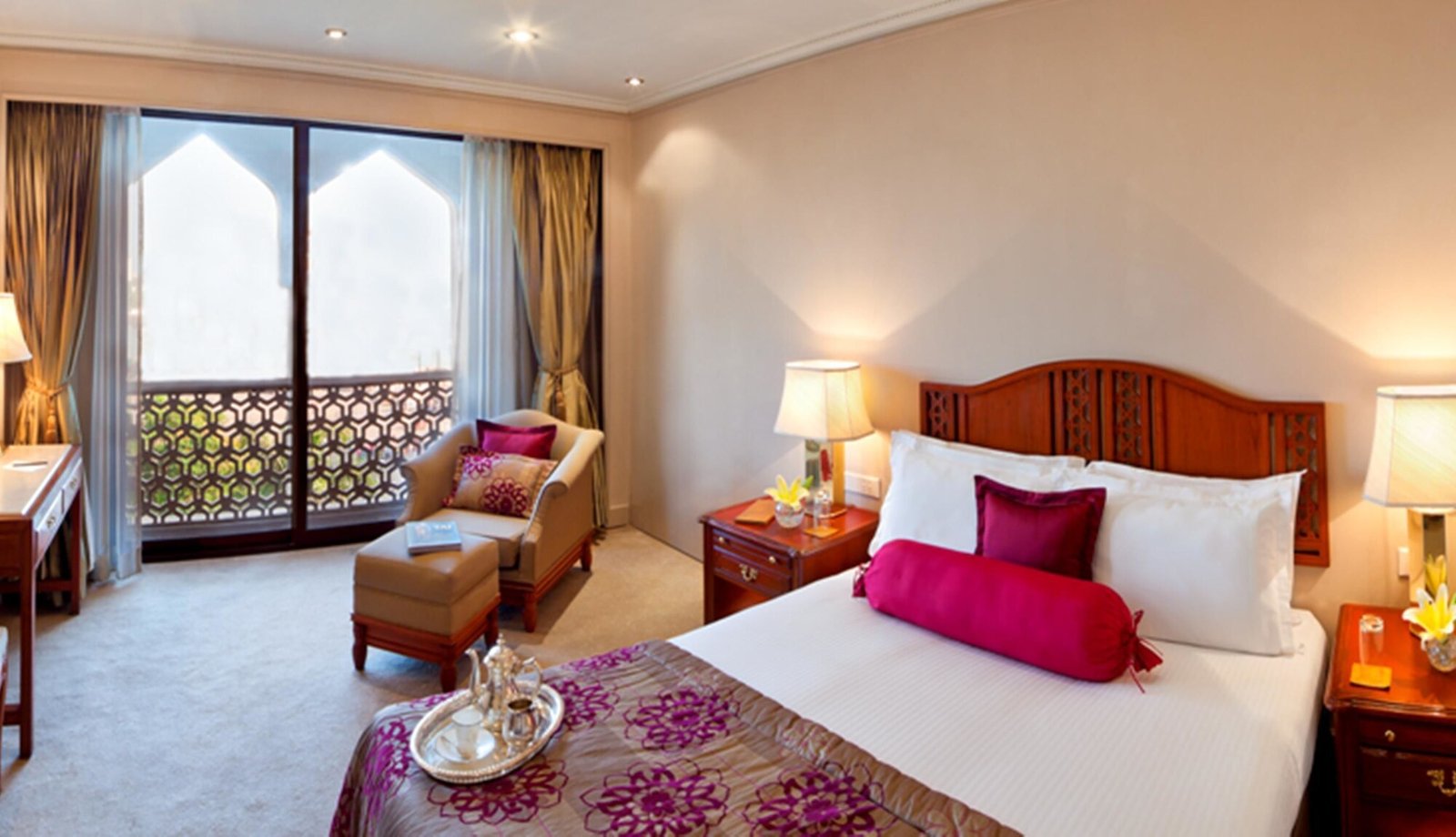 Taj Mahal Tower, Mumbai, rooms