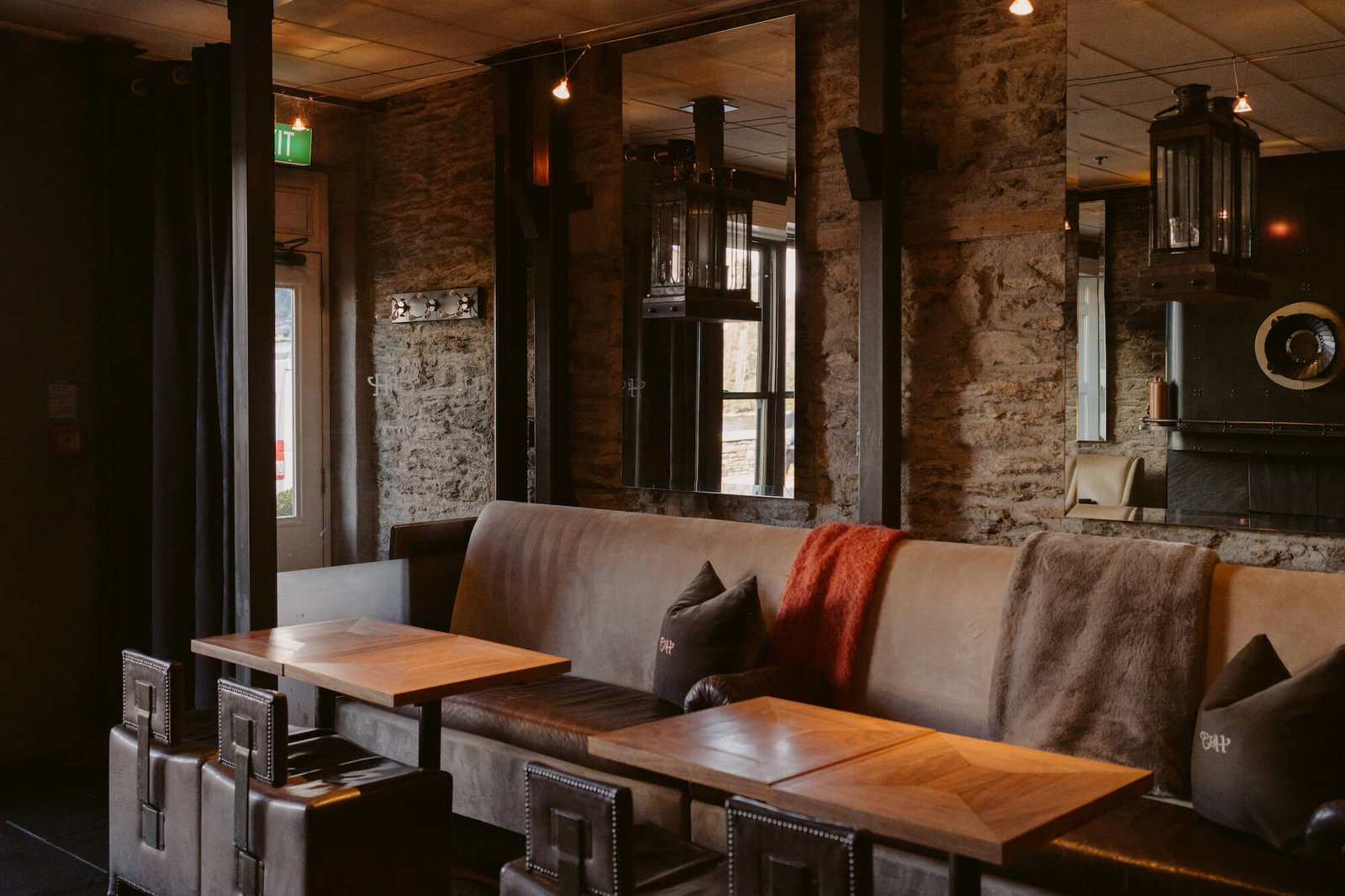 Eichardt's Private Hotel, eichardt's bar