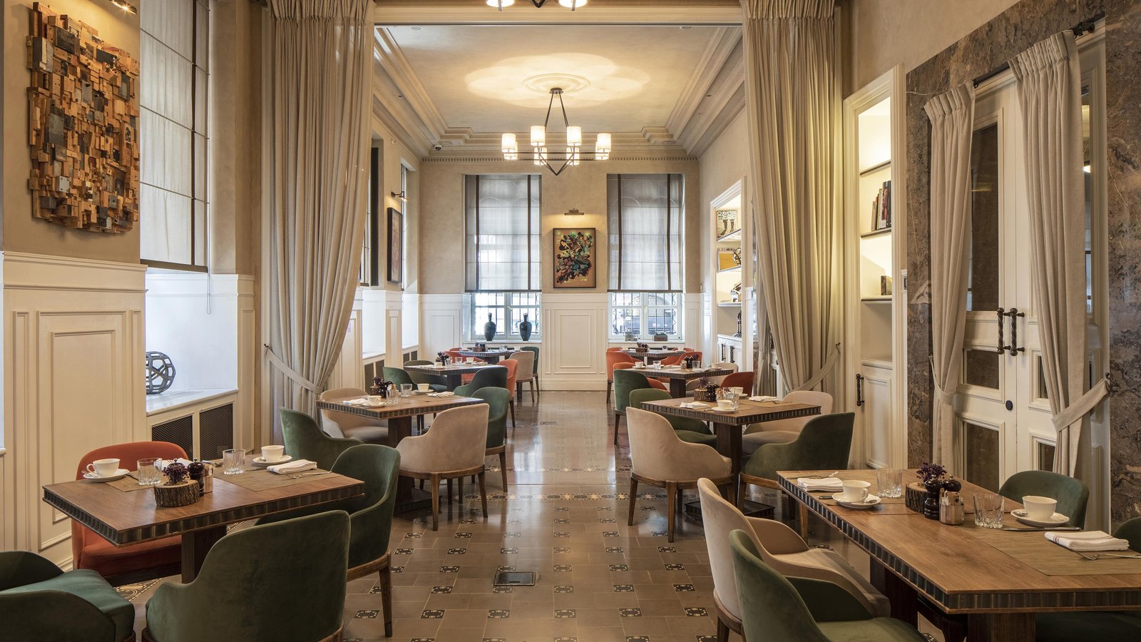 The Bank Hotel Istanbul, eat & drink