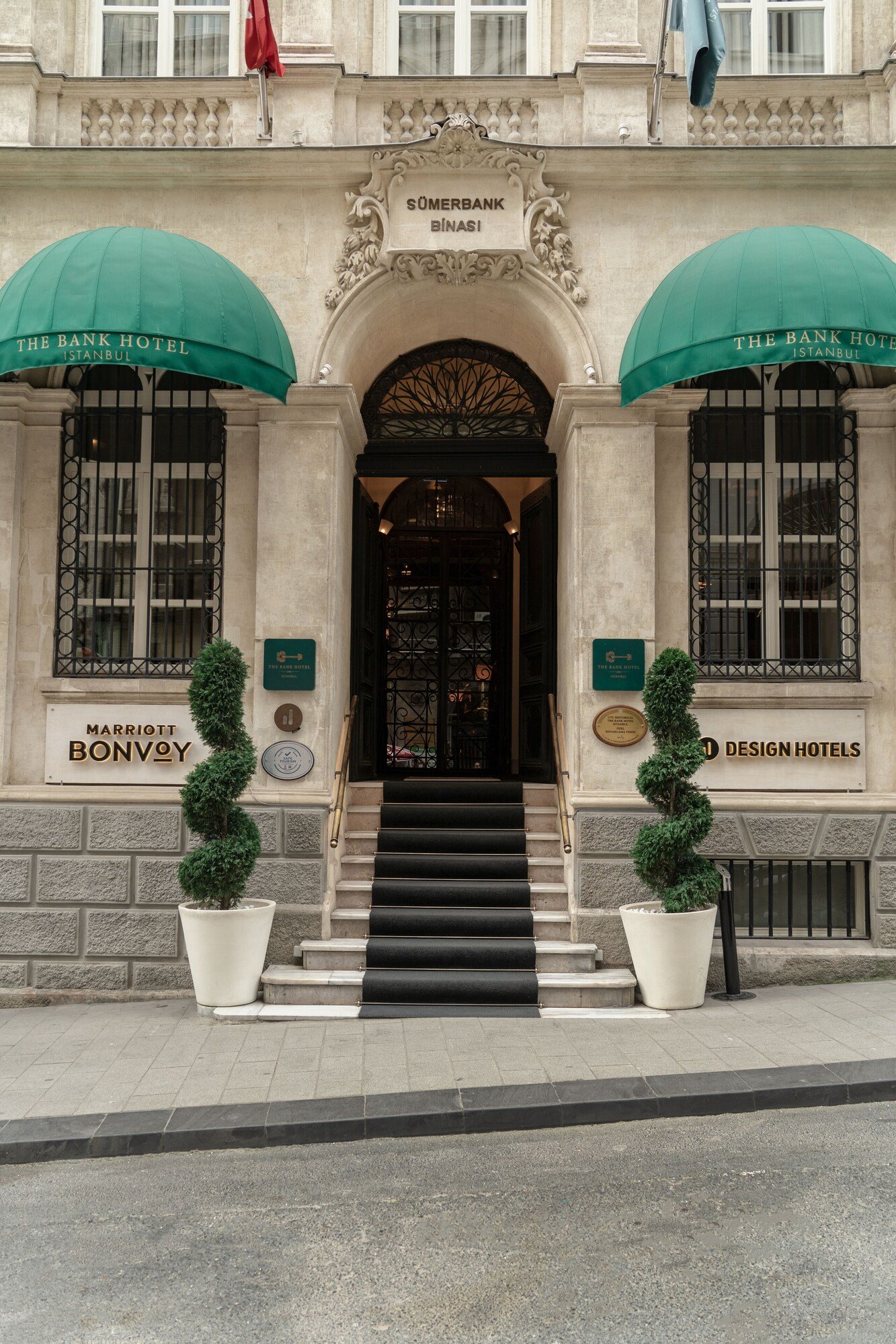 The Bank Hotel Istanbul, backstory