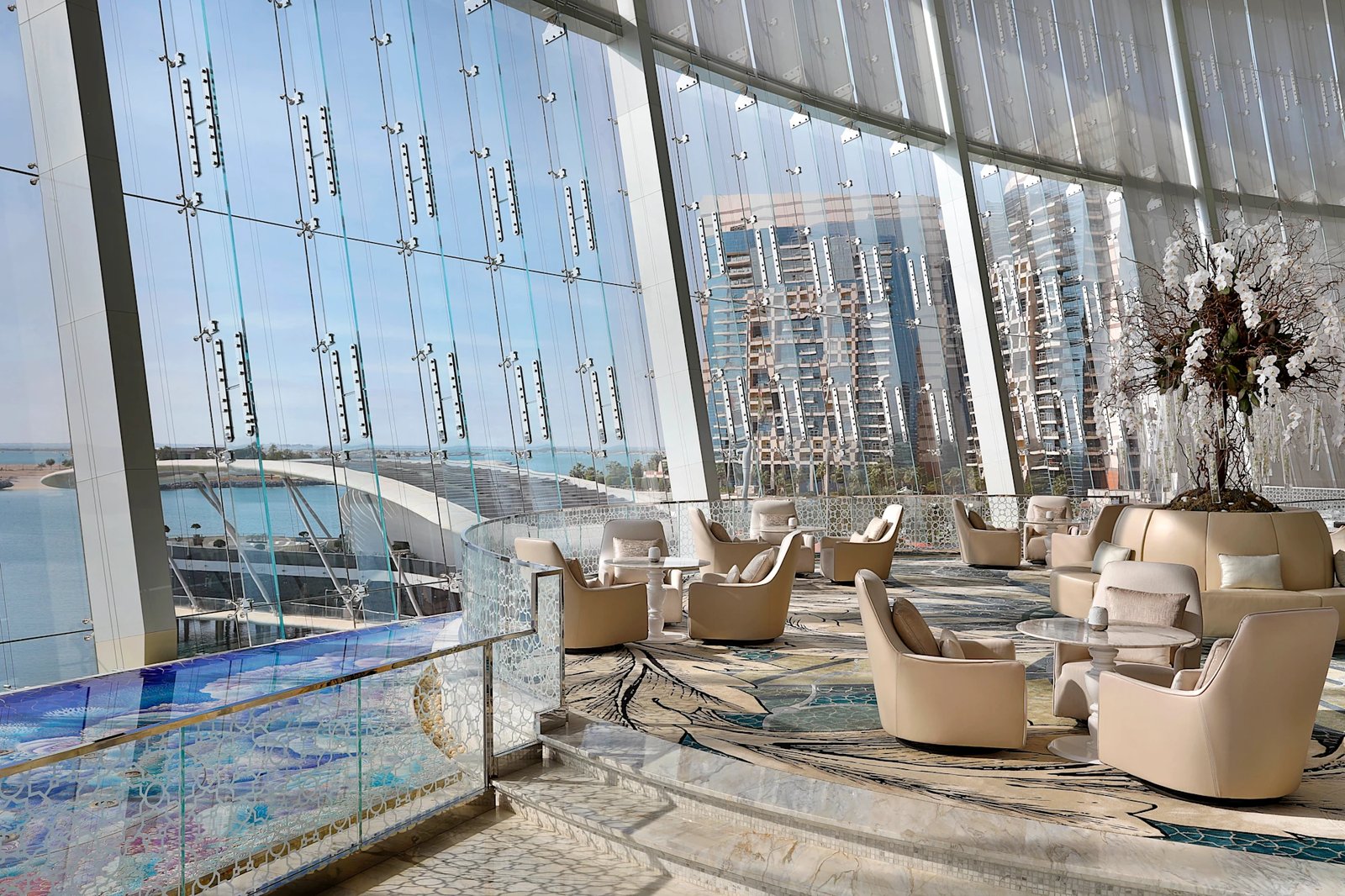 Conrad Abu Dhabi Etihad Towers, vibe