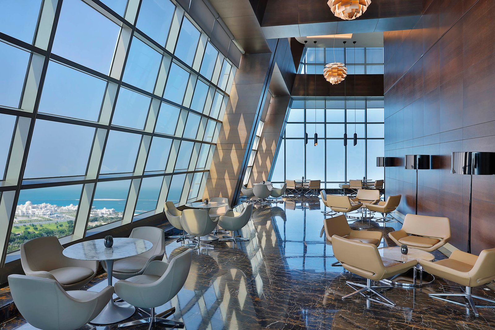 Conrad Abu Dhabi Etihad Towers, vibe