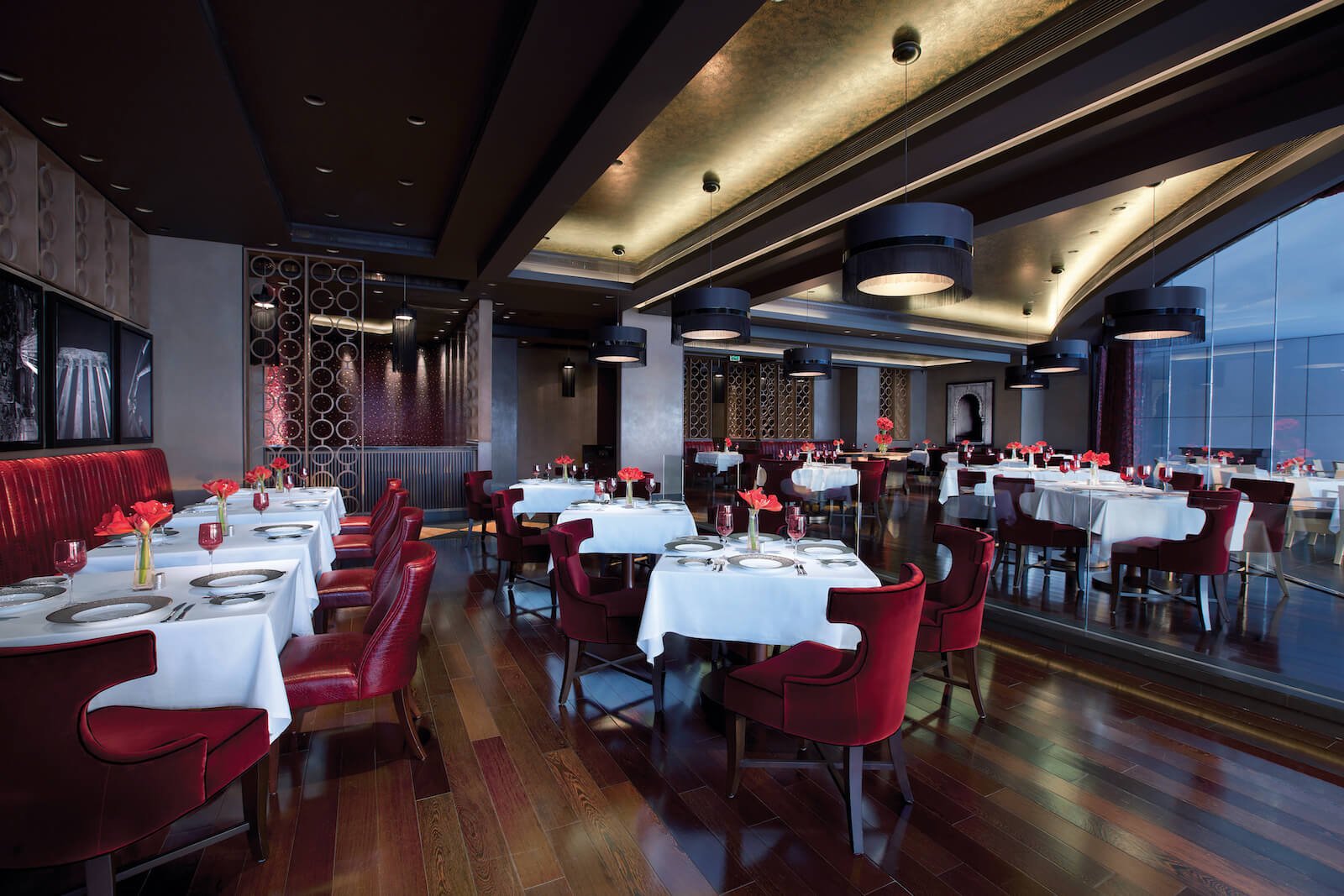 Conrad Abu Dhabi Etihad Towers, eat & drink