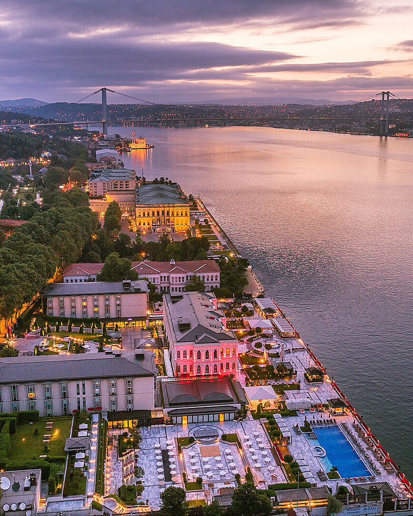 Four Seasons Hotel Istanbul At The Bosphorus, vibe