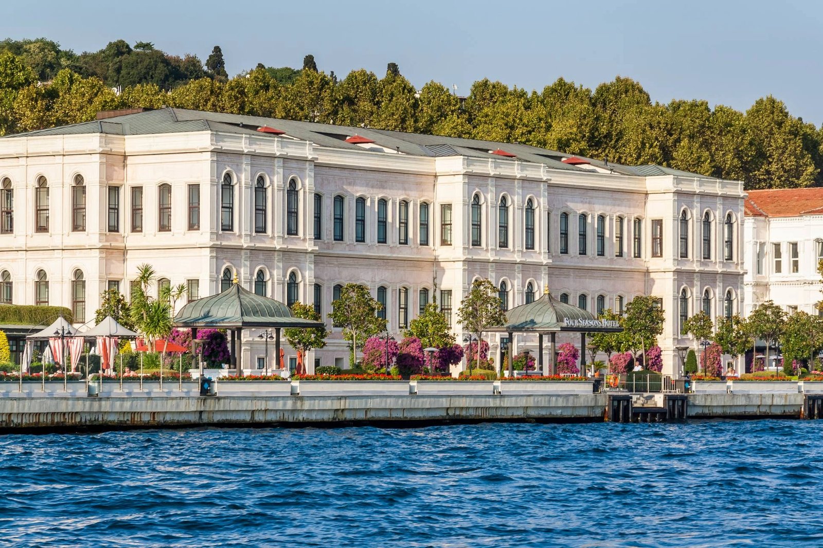 Four Seasons Hotel Istanbul At The Bosphorus, backstory