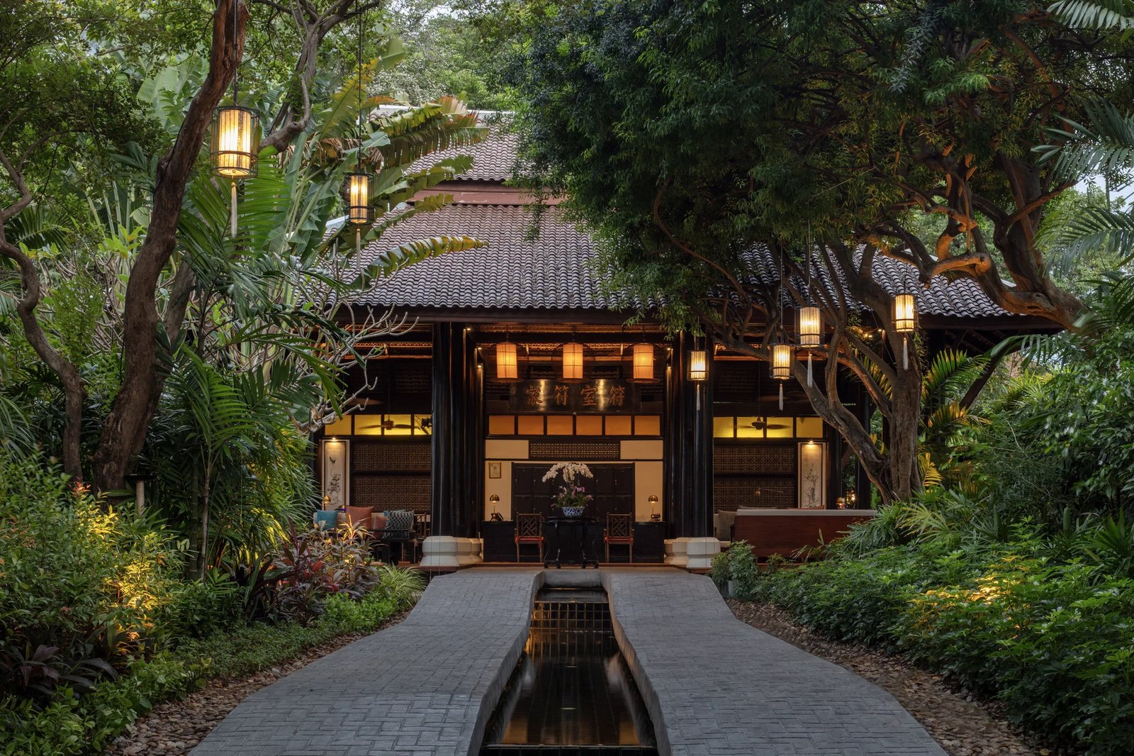 Anantara Lawana Koh Samui Resort, backstory