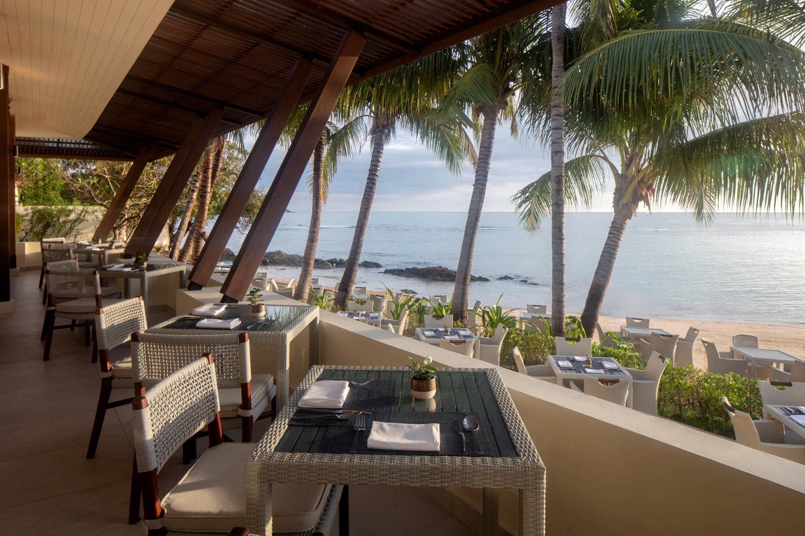 Anantara Lawana Koh Samui Resort, eat & drink
