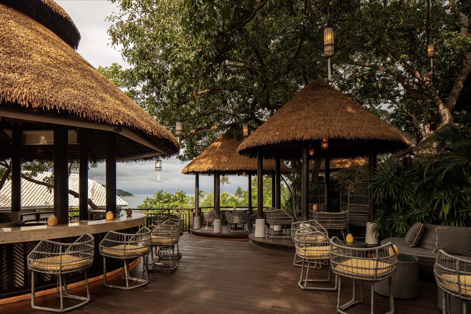 Anantara Lawana Koh Samui Resort, eat & drink