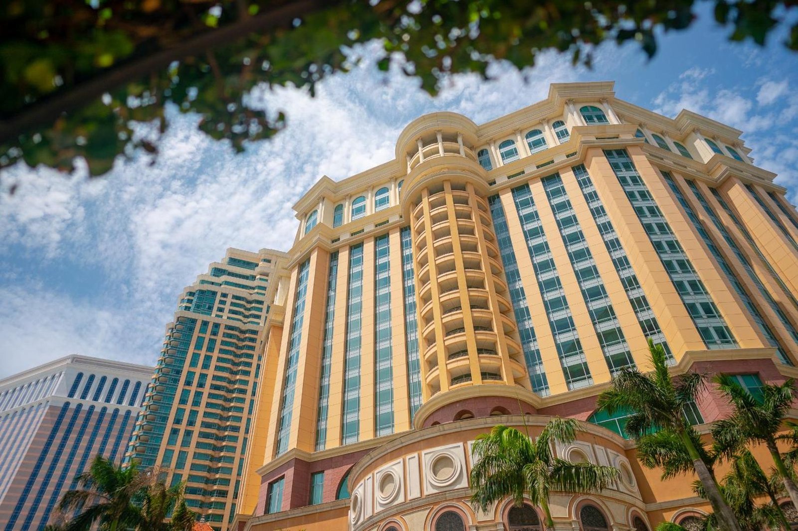 Four Seasons Hotel Macao, backstory
