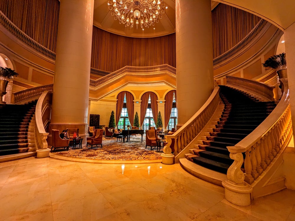 Four Seasons Hotel Macao, vibe