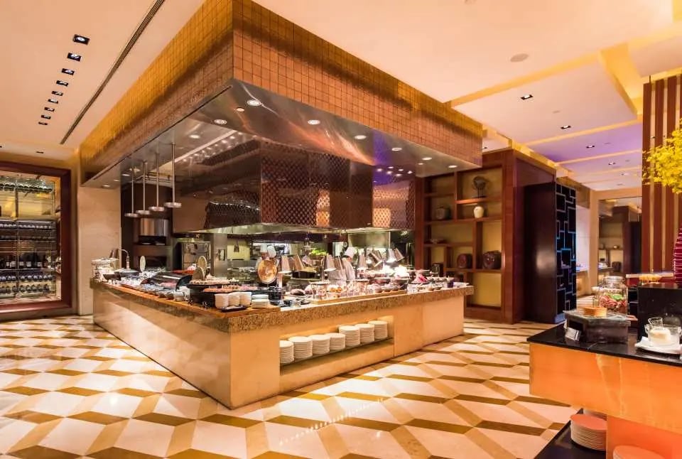 Four Seasons Hotel Macao, eat & drink