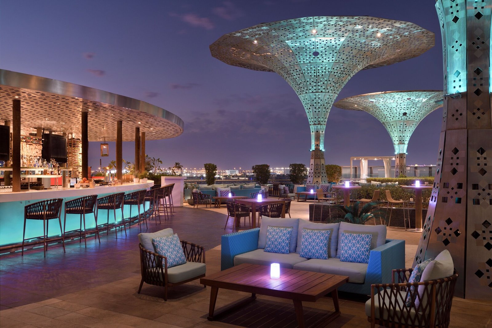 Rosewood Abu Dhabi, eat & drink
