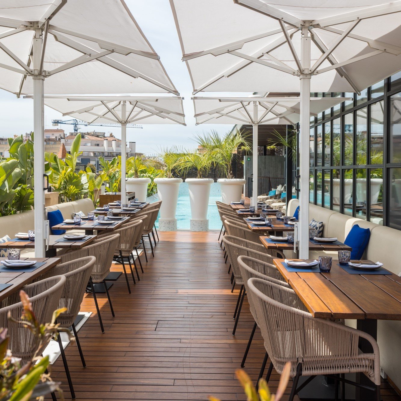 Monument Hotel, eat & drink