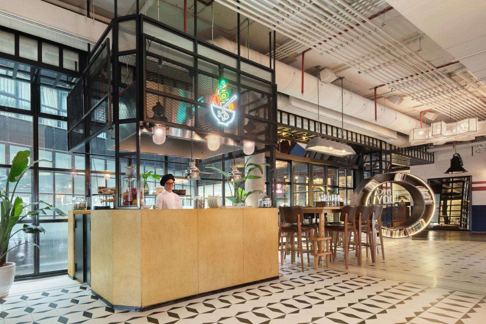 Only You Hotel, Atocha, eat & drink