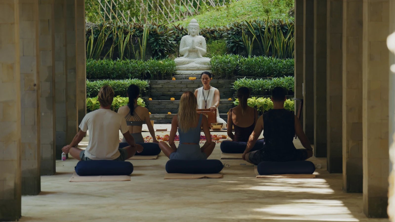 REVĪVŌ Wellness Resort Nusa Dua Bali, movement and meditation
