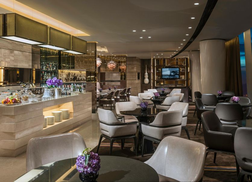 Four Seasons Hotel, eat & drink