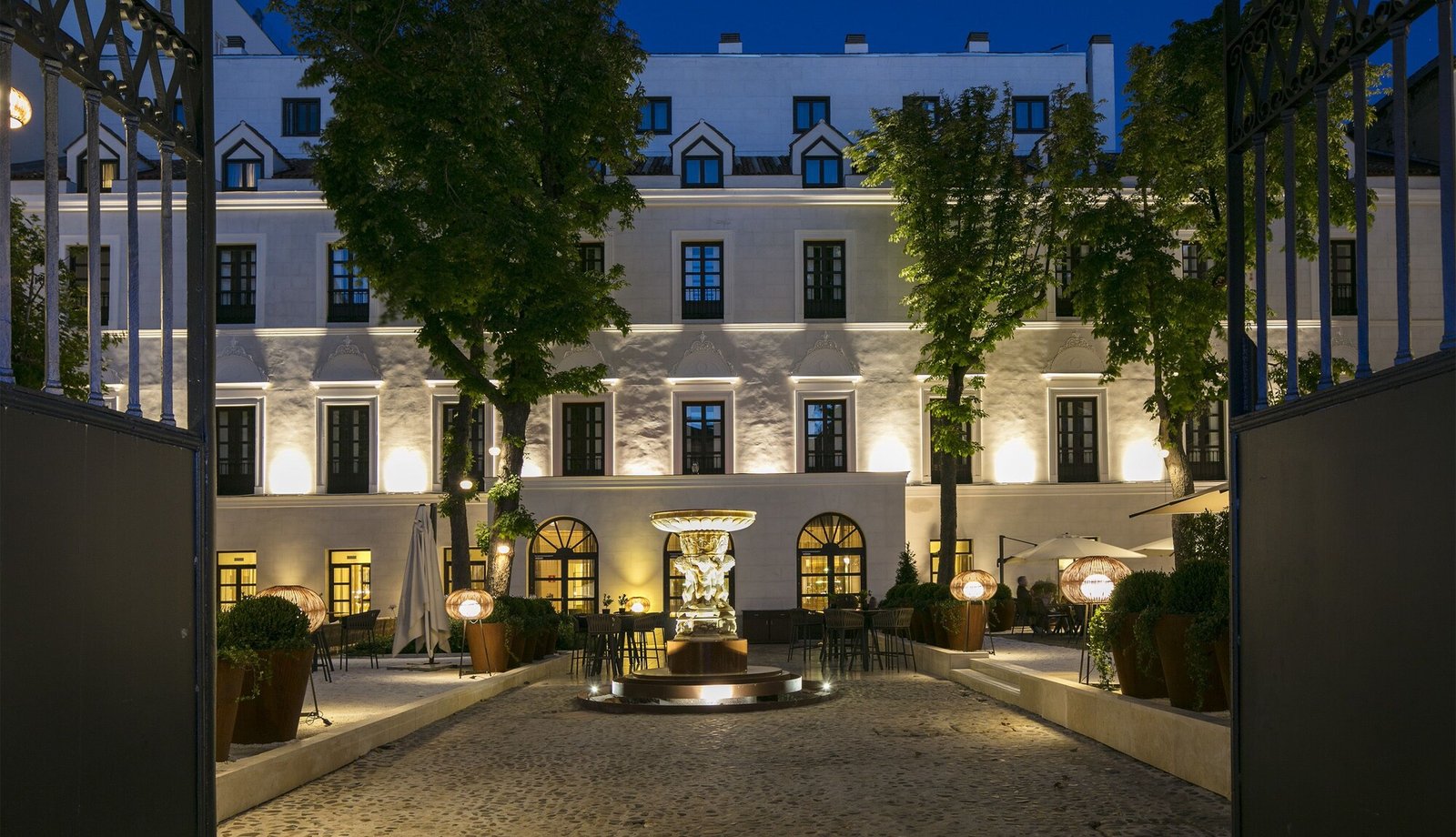 Palacio de los Duques Gran Meliá - The Leading Hotels of the World, backstory