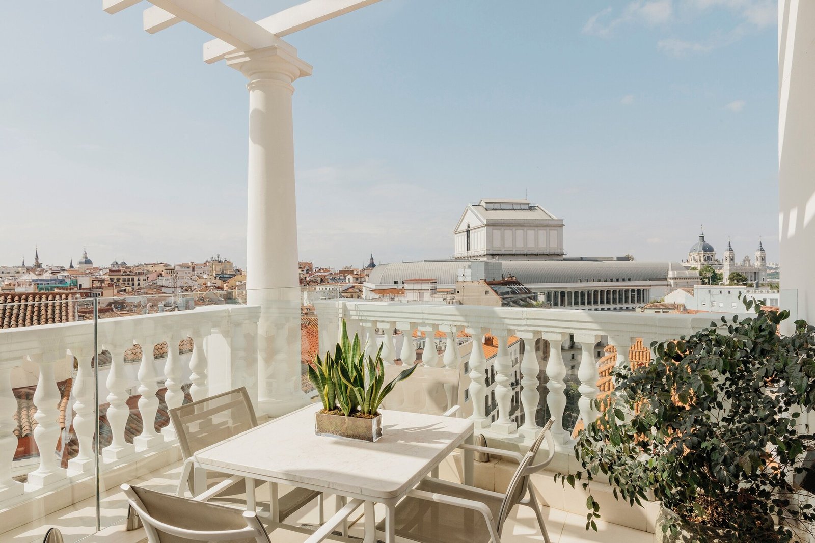 Palacio de los Duques Gran Meliá - The Leading Hotels of the World, vibe