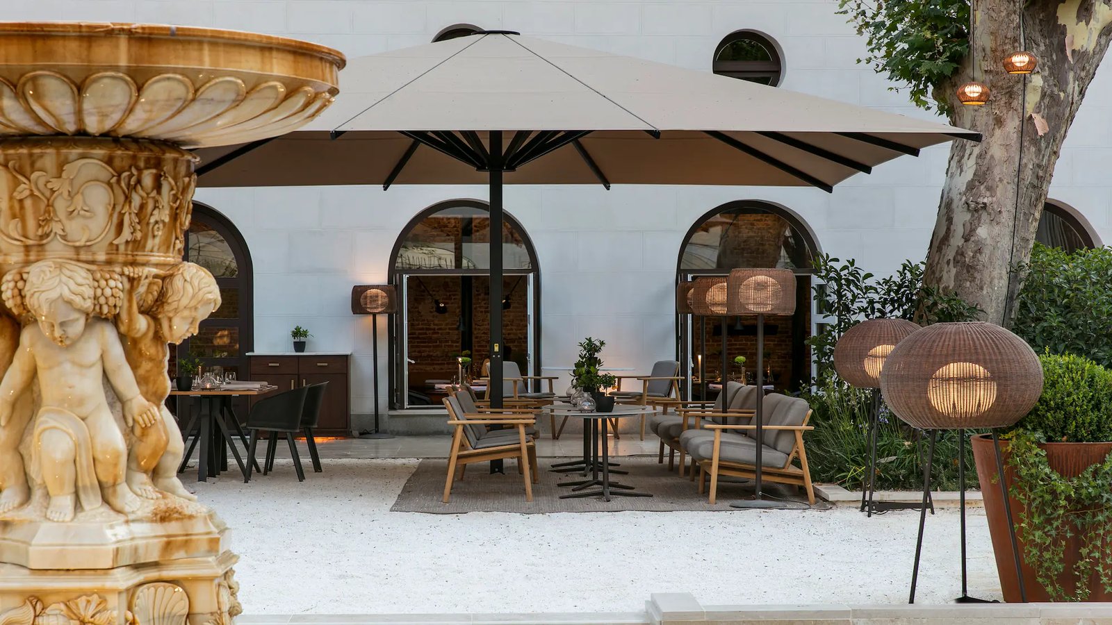Palacio de los Duques Gran Meliá - The Leading Hotels of the World, eat & drink