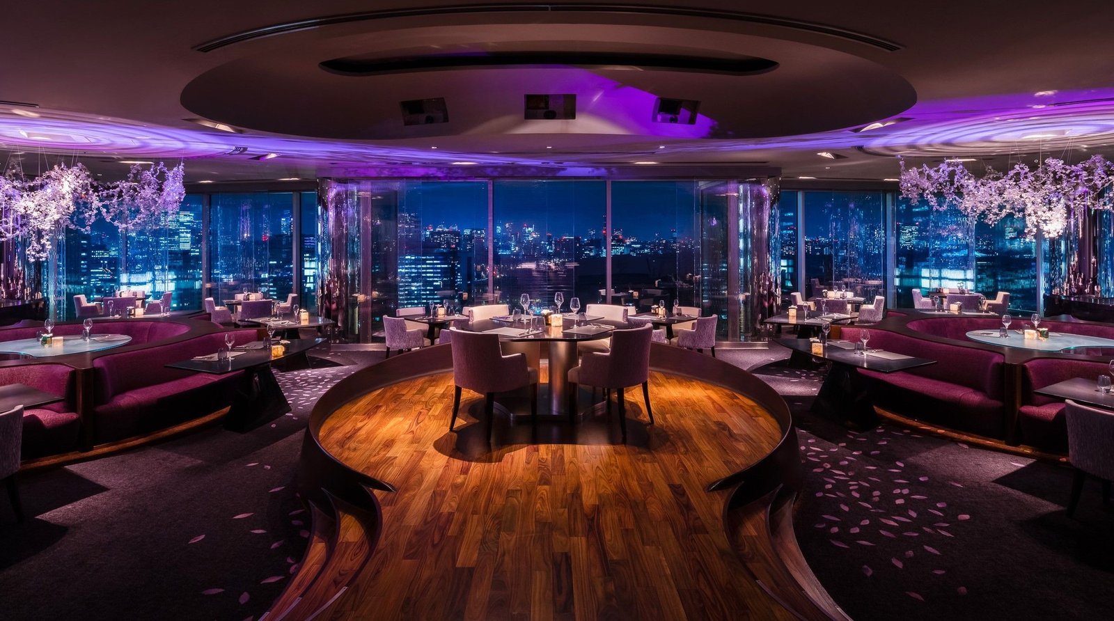 The Peninsula Tokyo, peter