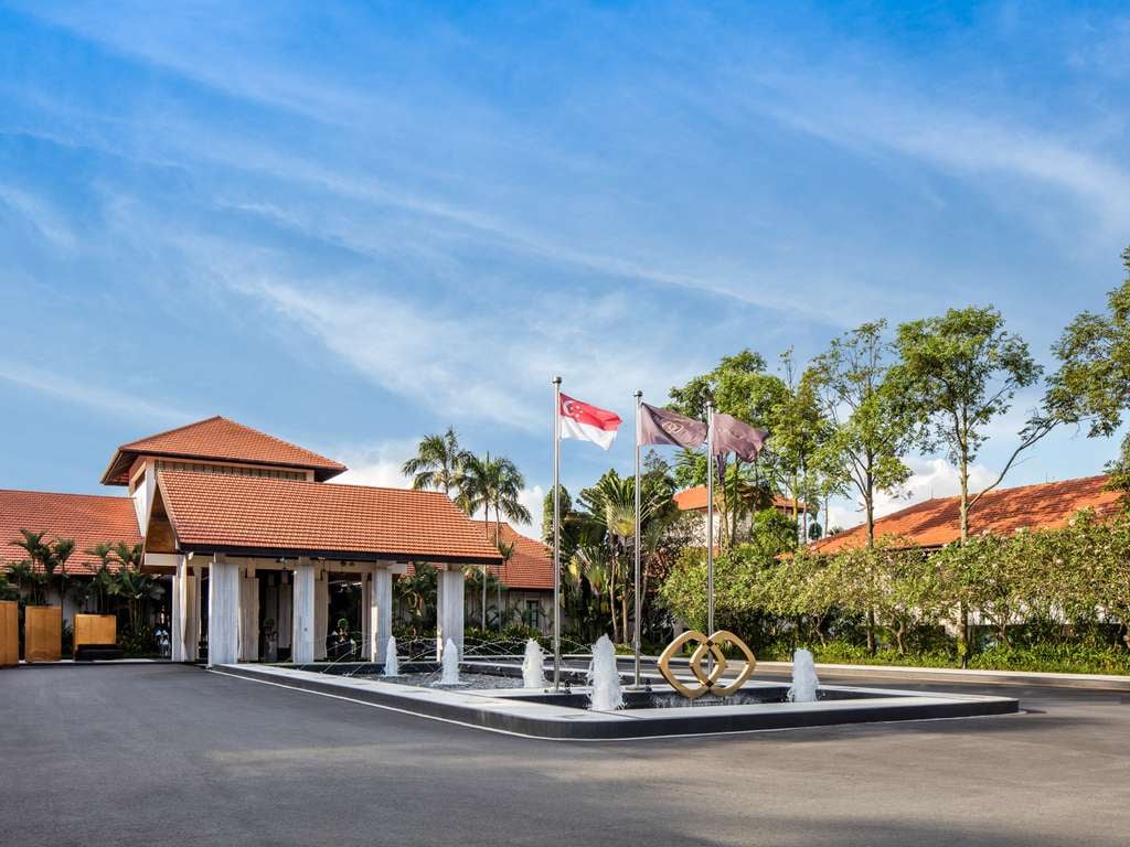 Sofitel Singapore Sentosa — vibe