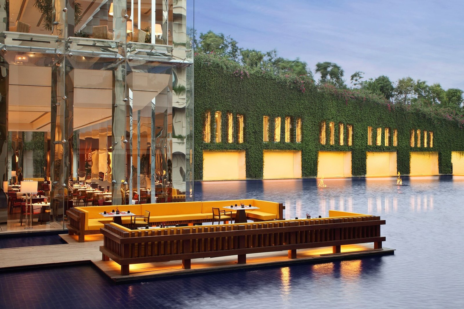 The Oberoi, Gurgaon, eat & drink