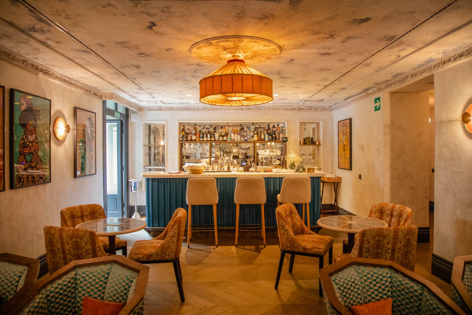 CoolRooms Palacio de Atocha, eat & drink