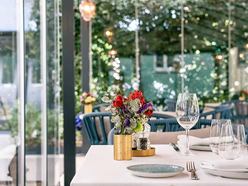 CoolRooms Palacio de Atocha, eat & drink