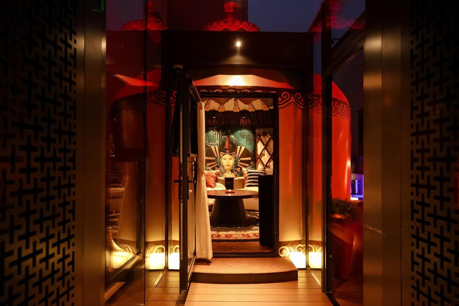 Mandarin Oriental Wangfujing Beijing, eat & drink