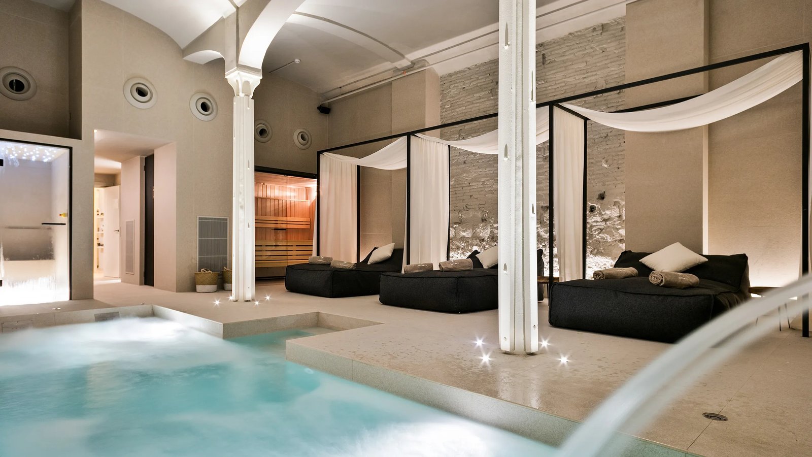 Yurbban Passage Hotel & Spa