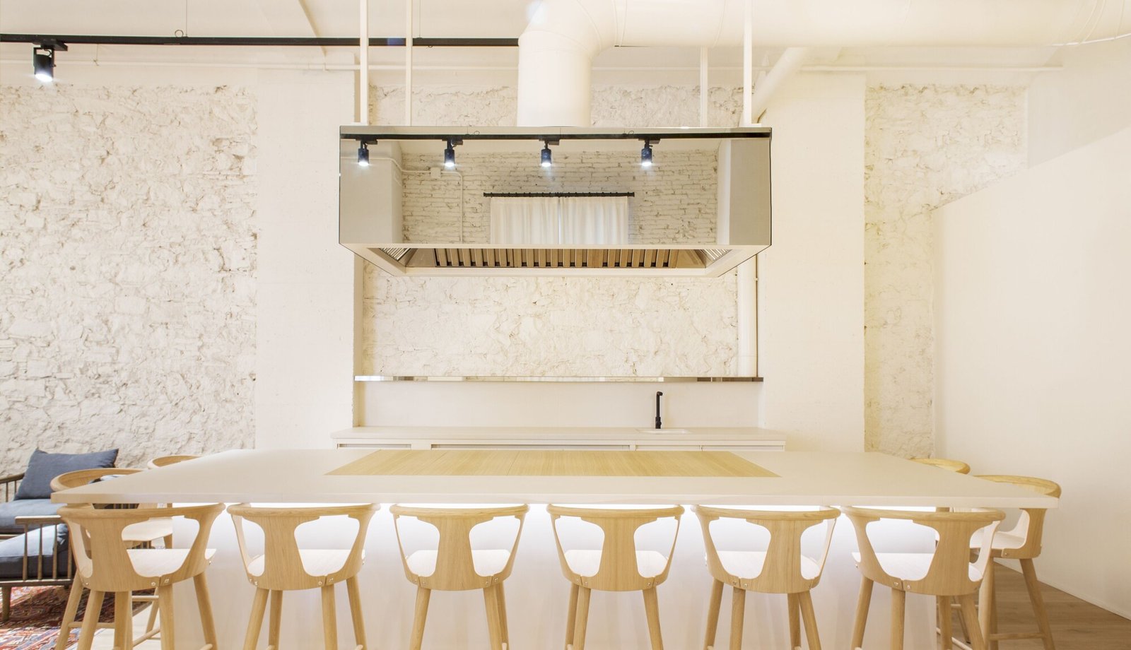 Yurbban Passage Hotel & Spa, eat & drink