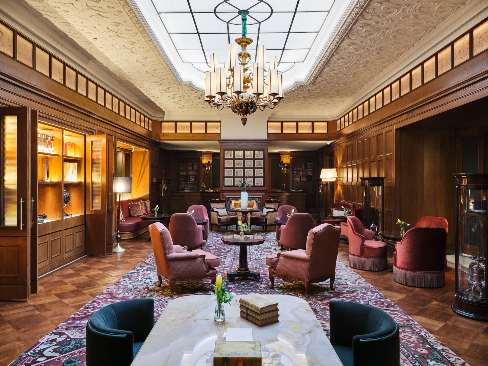 The Palace, a Luxury Collection Hotel, eat & drink